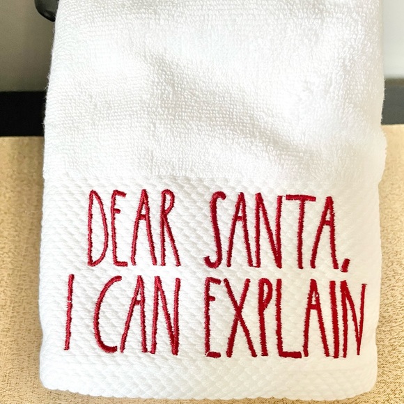 New Rae Dunn SET OF 2 SANTA I CAN EXPLAIN Bathroom Hand Towels - Picture 4 of 6